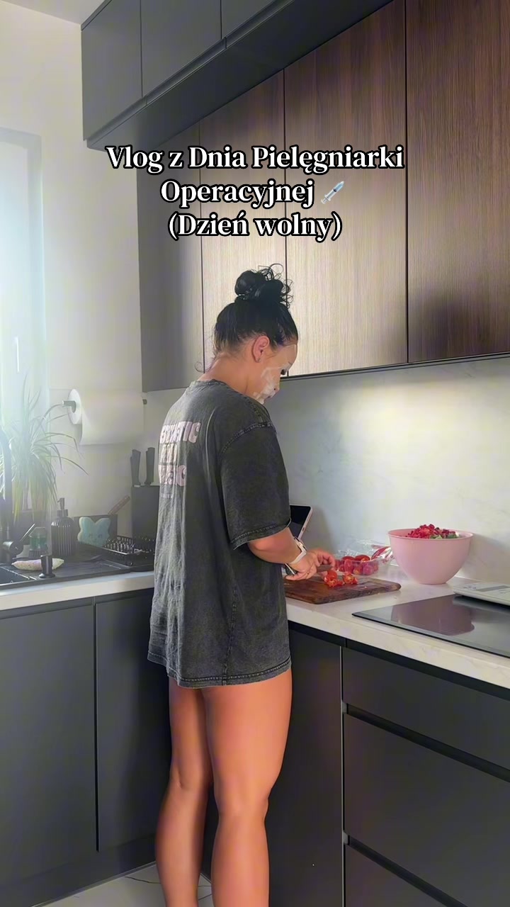 @o_nurse.xx // ig: niezgodna.xx