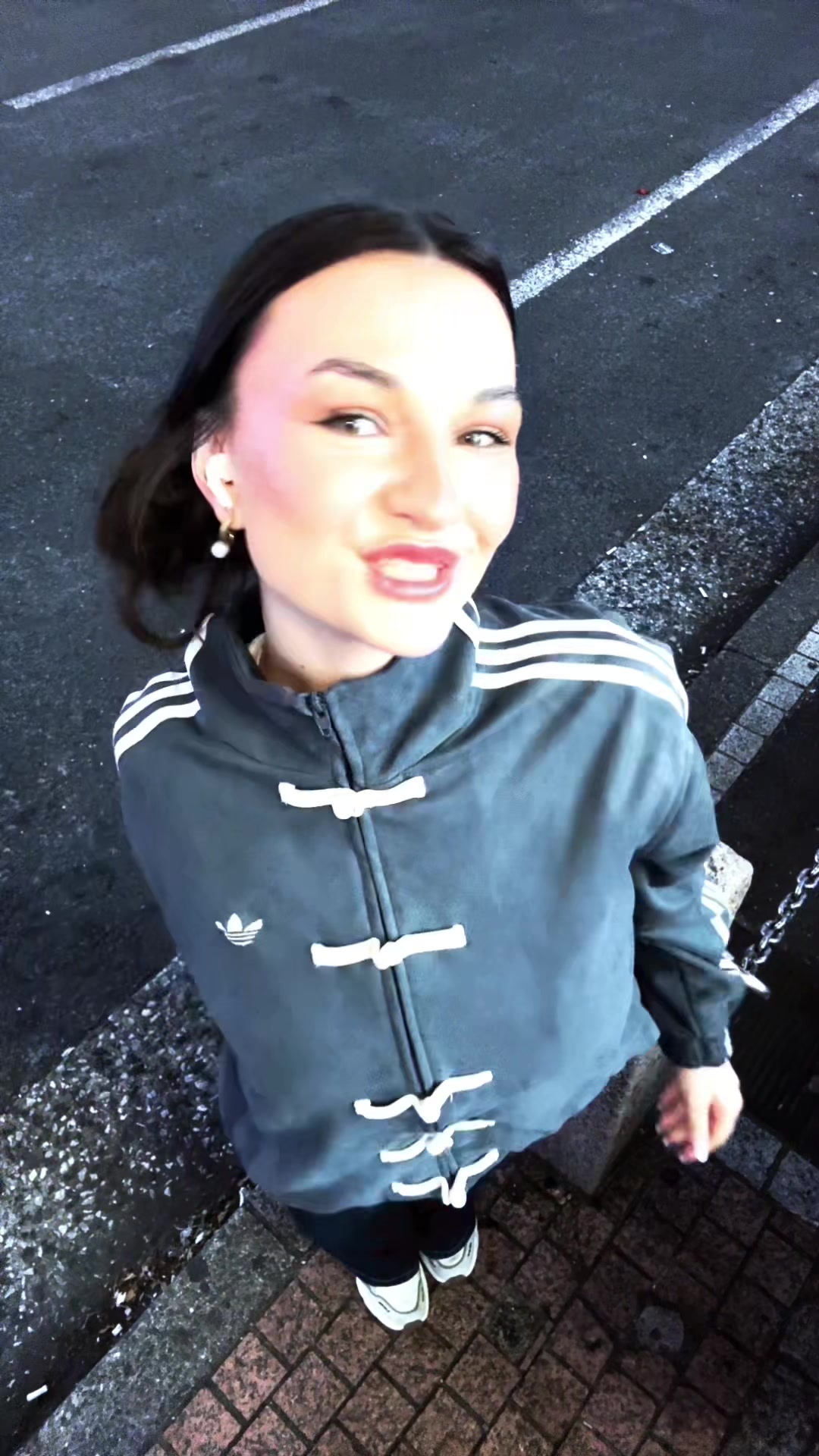 @Lili💌 | Flugbegleiterin