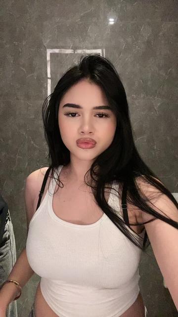 @wassuprachel 👀