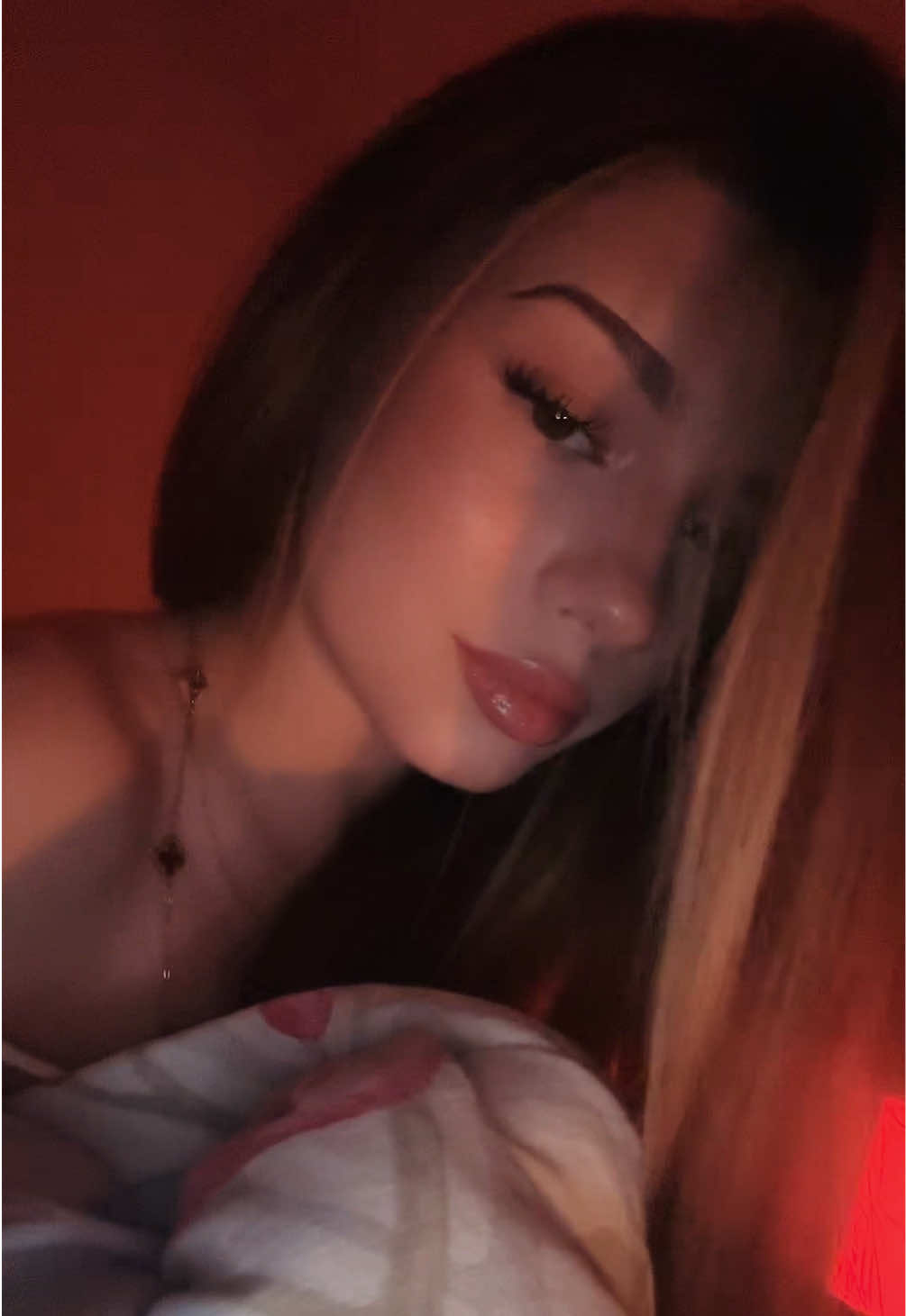 @𝒜𝓃𝒶