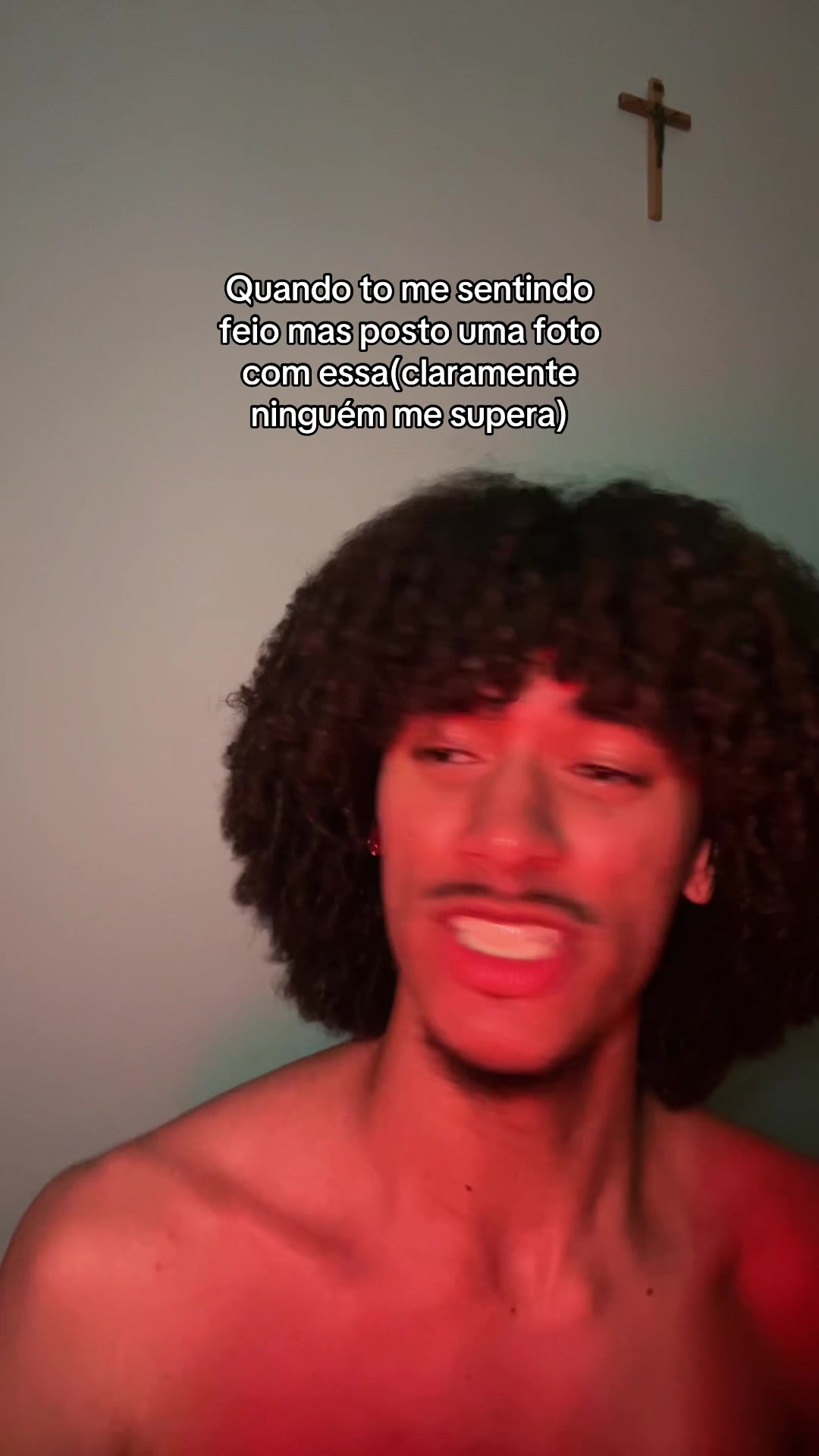 @neuvess_