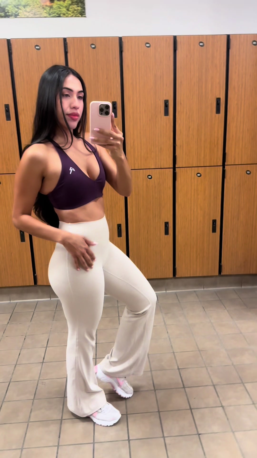 @xoisellaa_