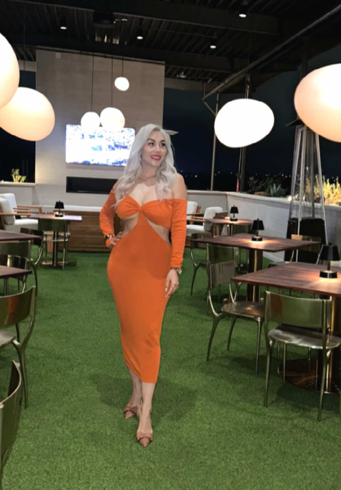 @Victoria_delaHoya