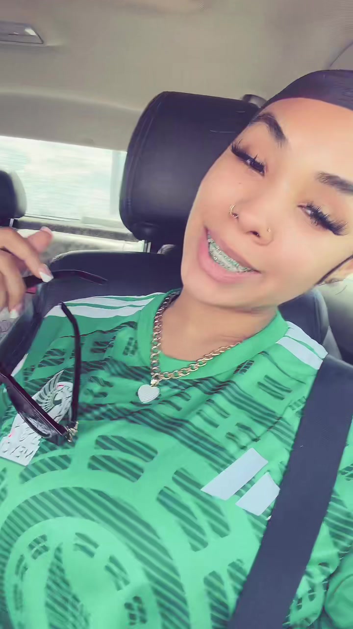 @notrllymariii