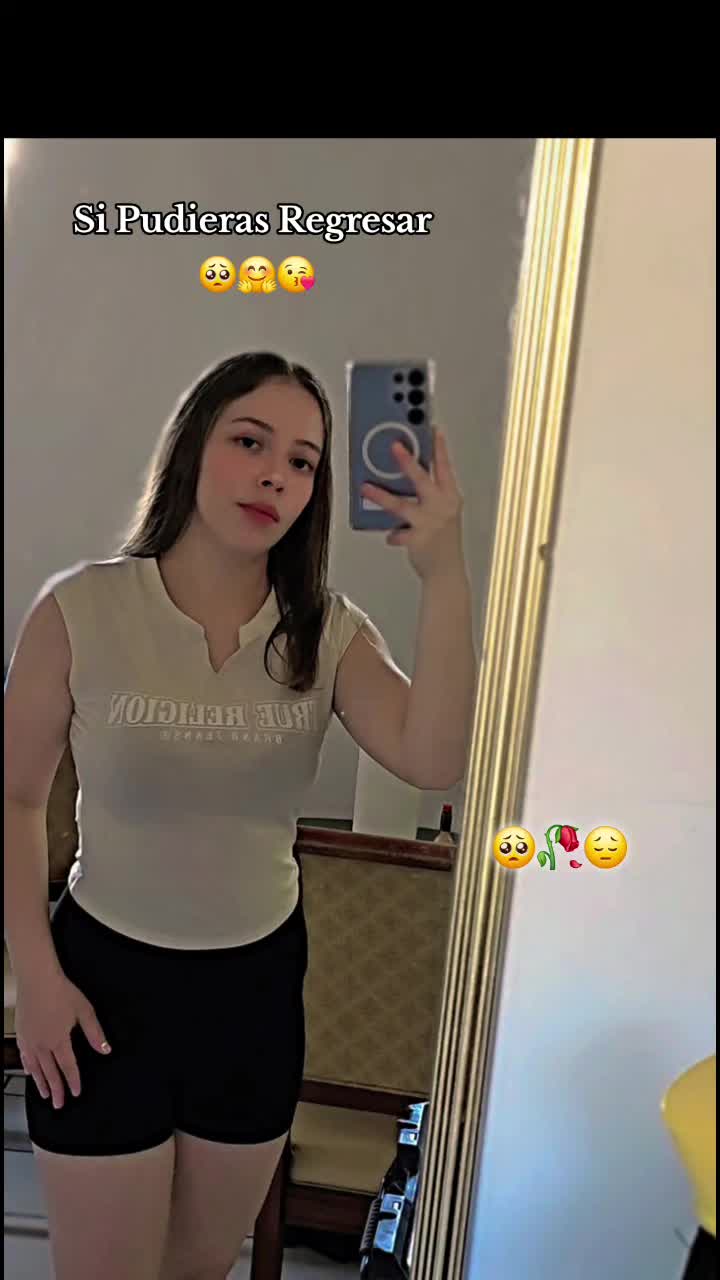 @🦋