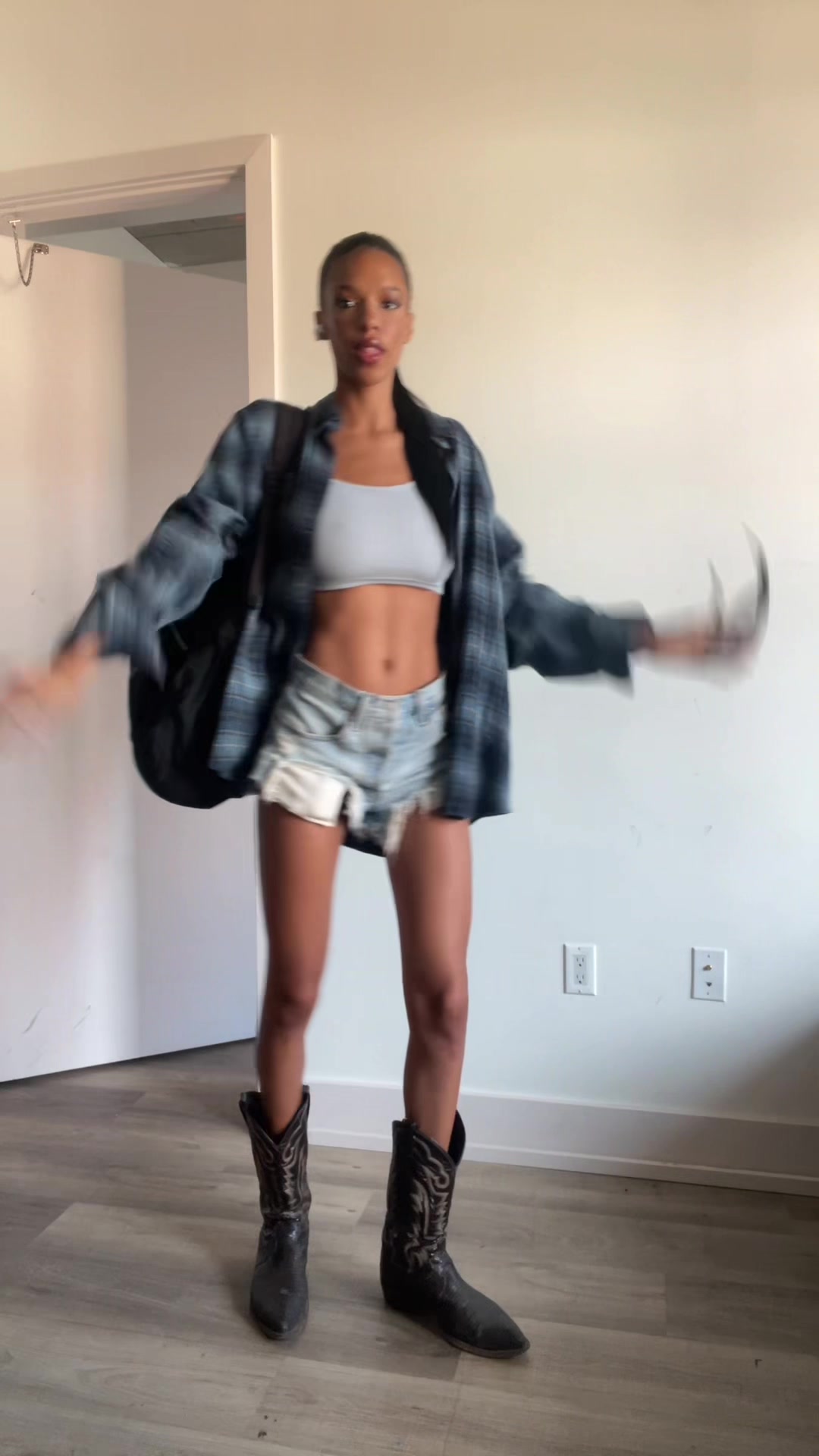 @bondgirl72