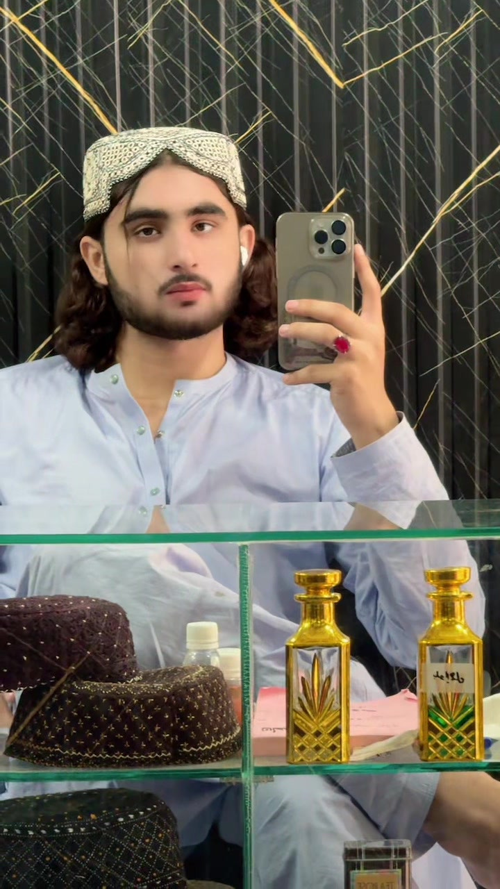 @اسحاق محمدی