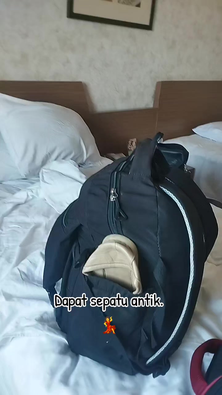 @Ani_Jhee01