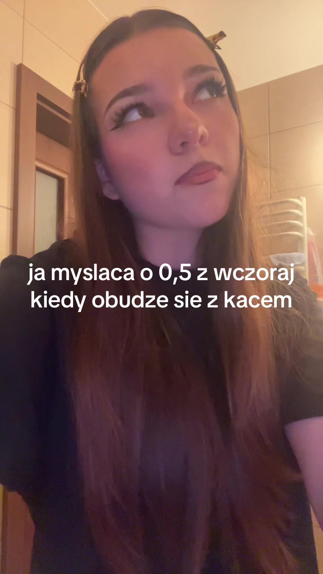 @🫰🏼