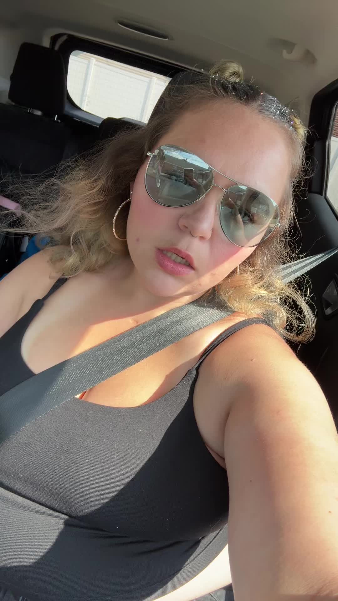 @Taylor Snyder/ boy mama 💙