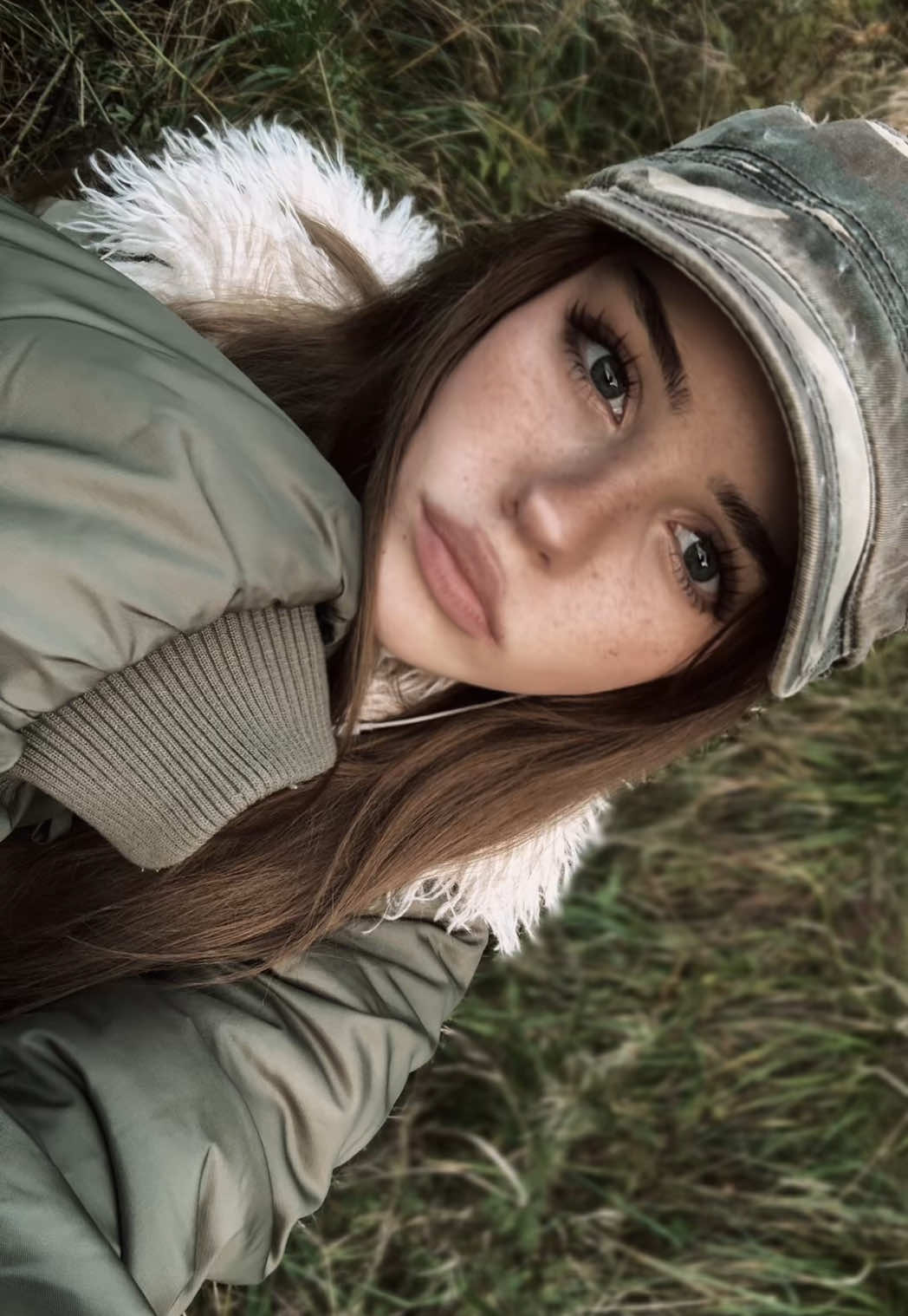 @Маня мур 🌼