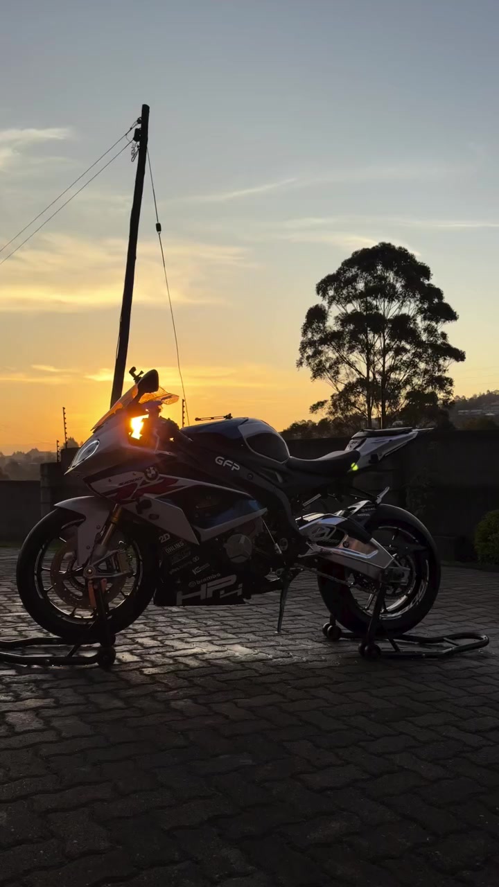 @RobbieMotoBikers🔥