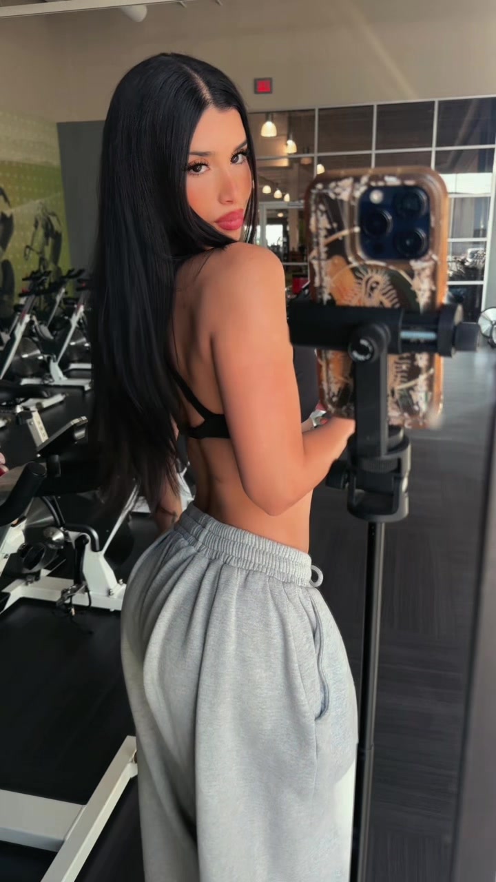@Prettymamacitaa