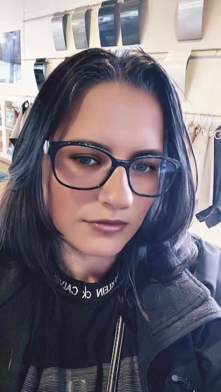 @Alexandra Petrescu