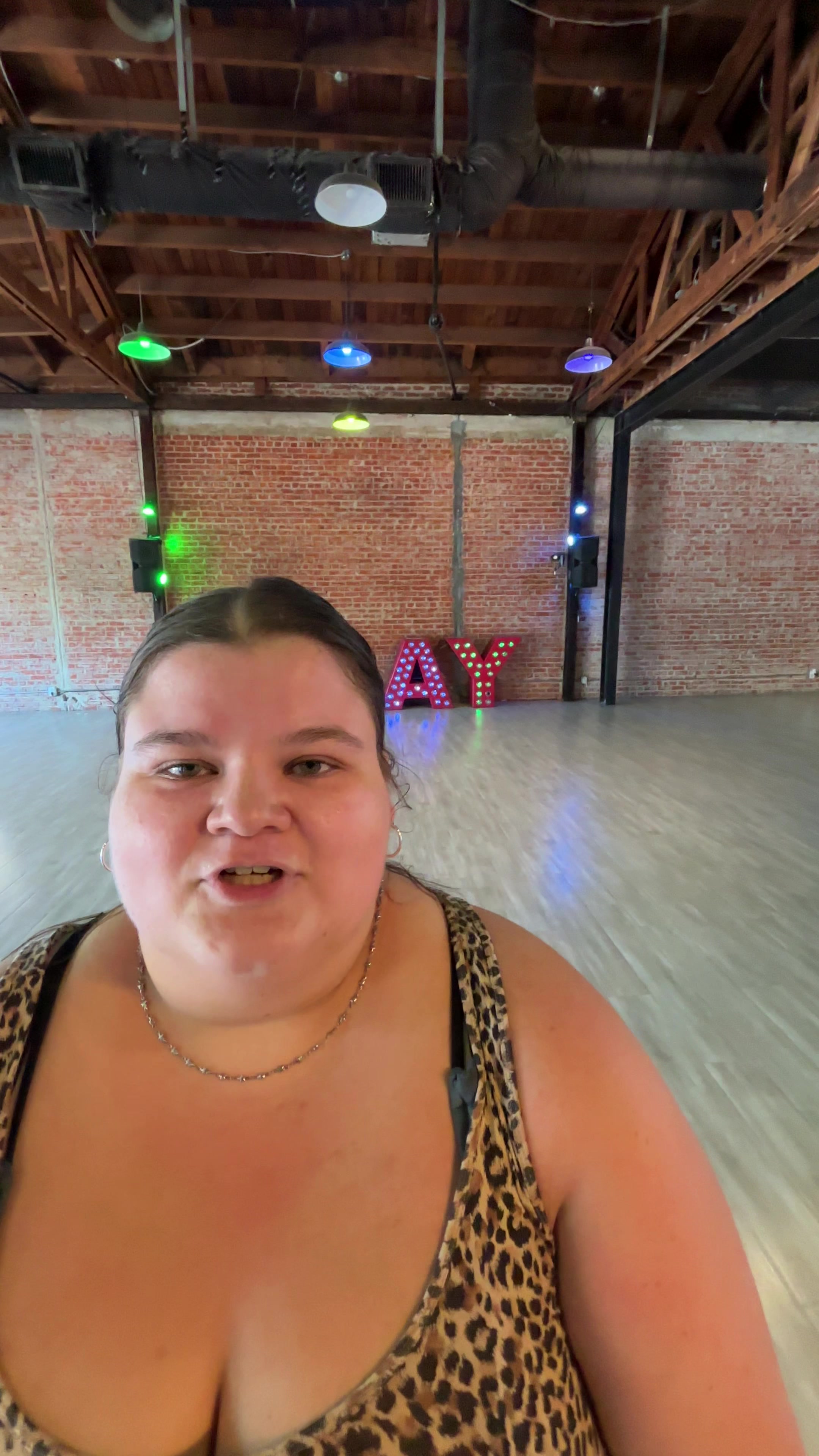 @lizzy