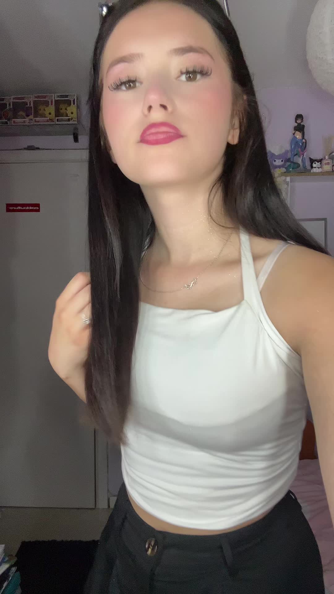 @🎀𝑲𝐢𝐭𝐭𝐲𝑲𝒂́𝒕🎀