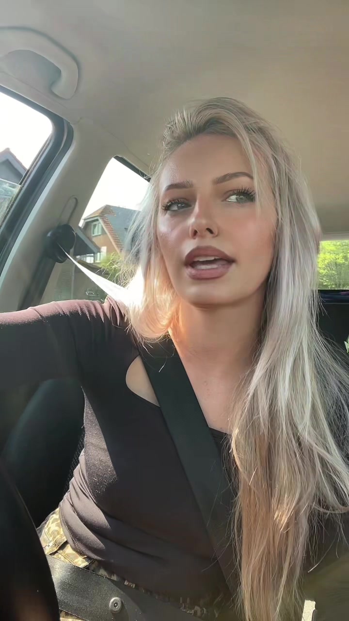 @Viviisbroken