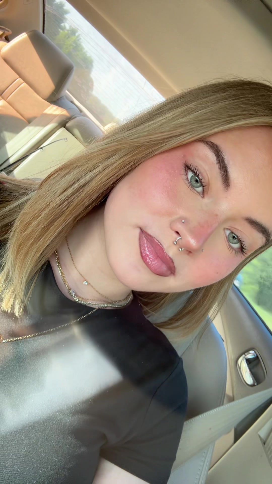 @exclusivee.tanaa