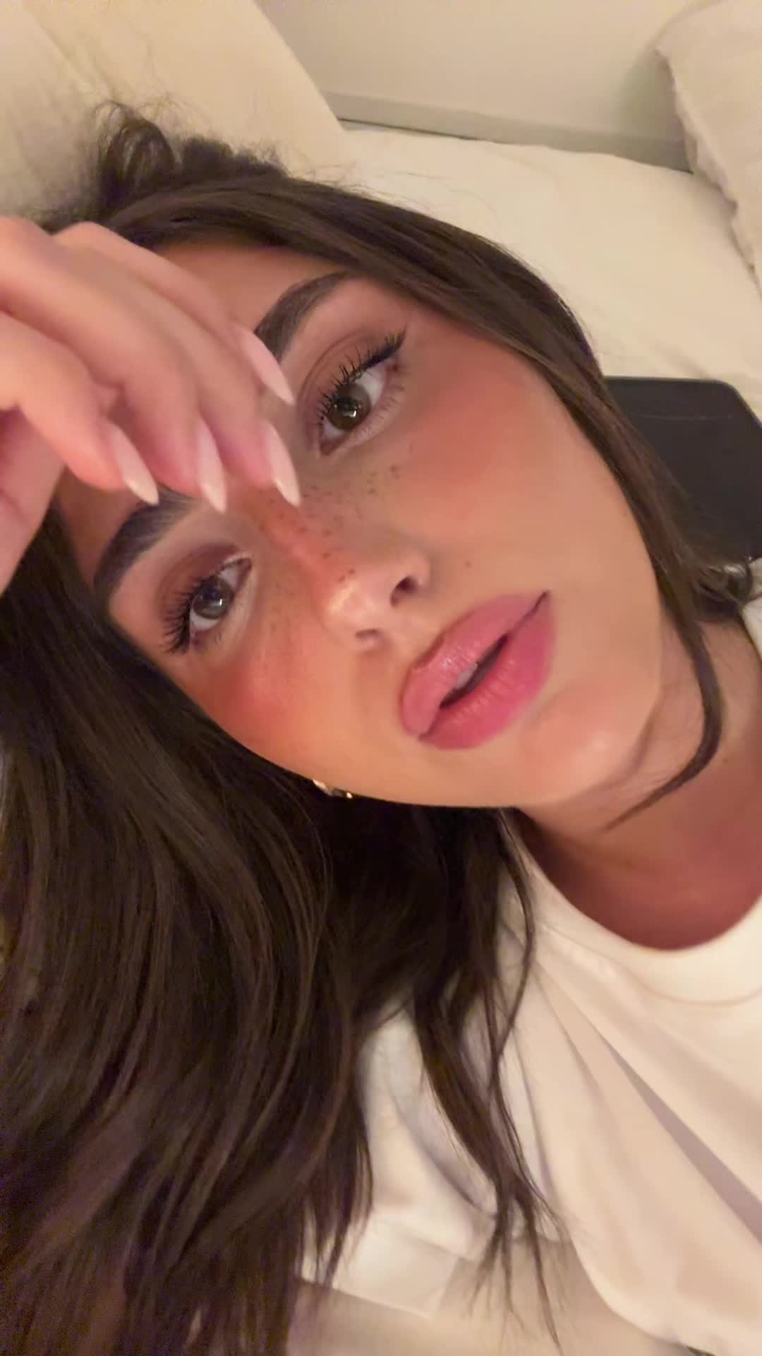 @⠀