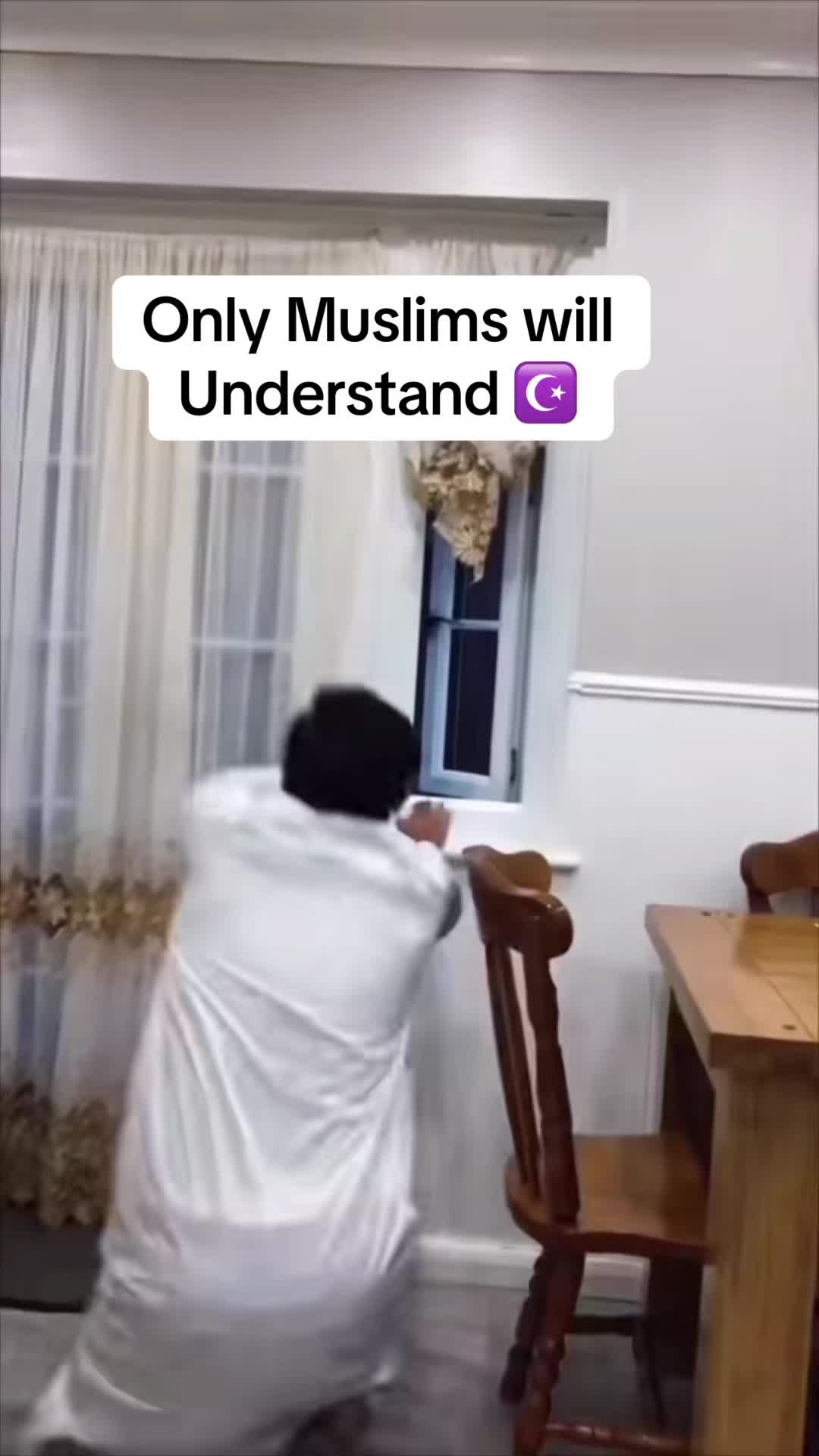 @T. Chouds