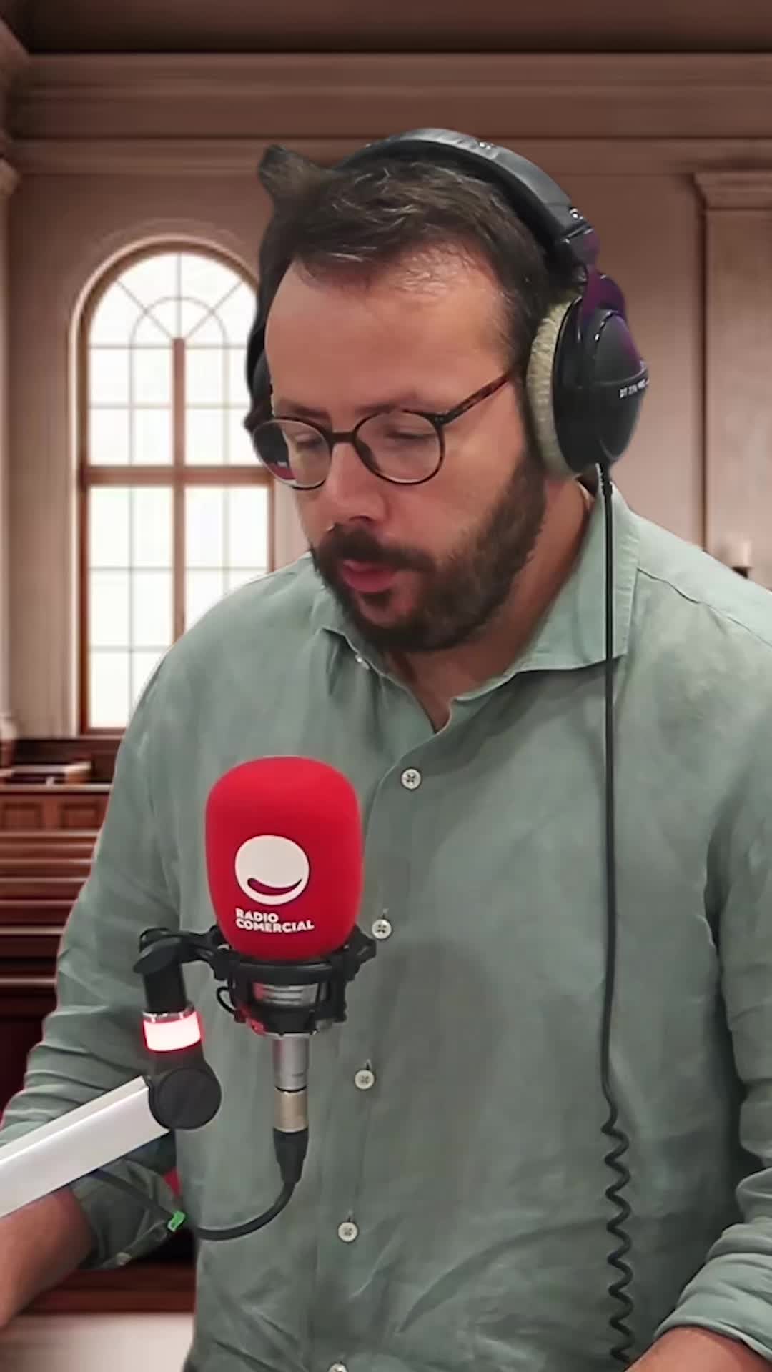 @Radio Comercial