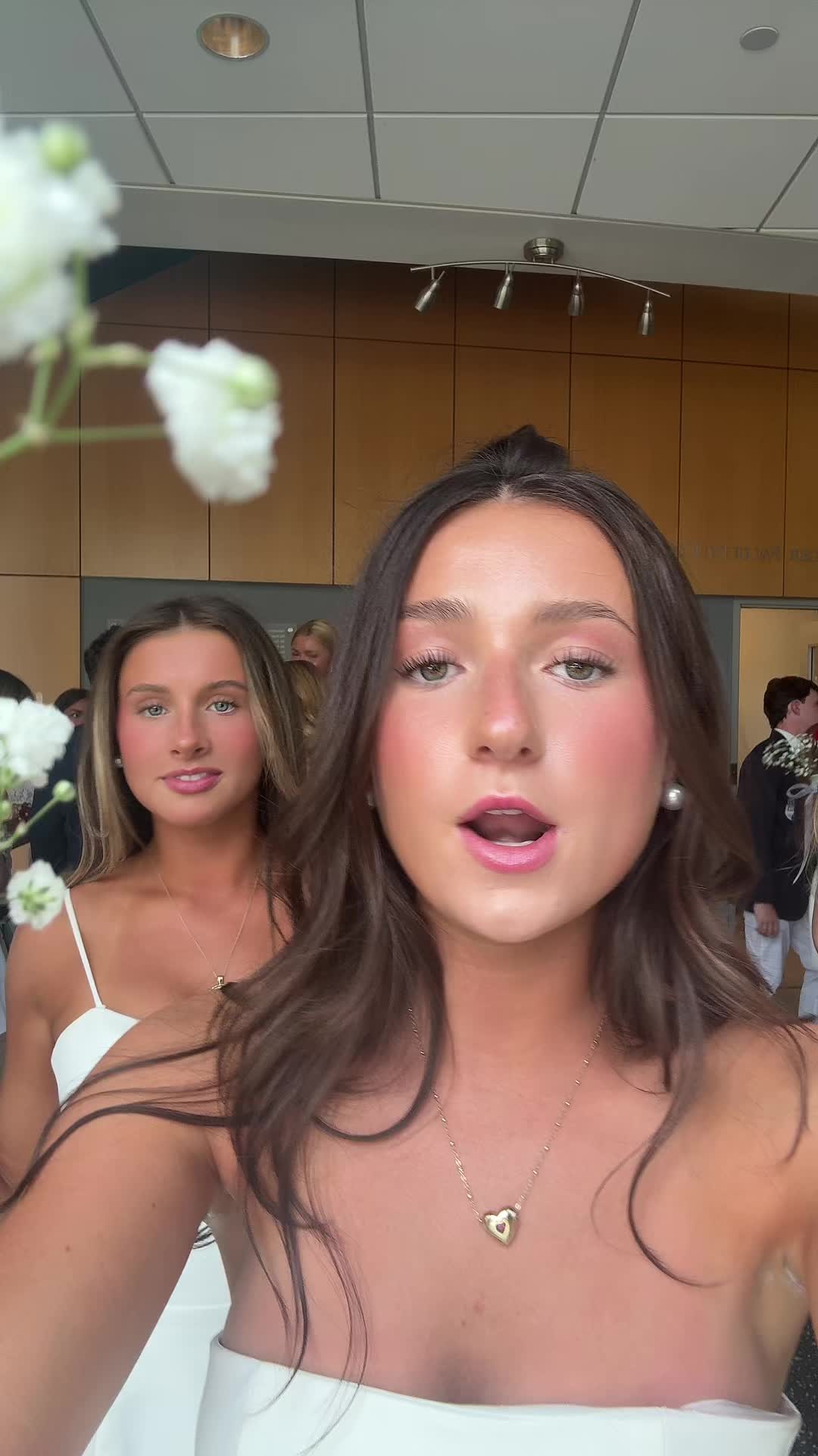 @Sophia