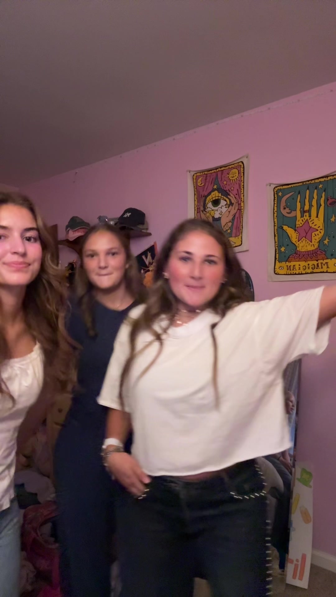 @lyla