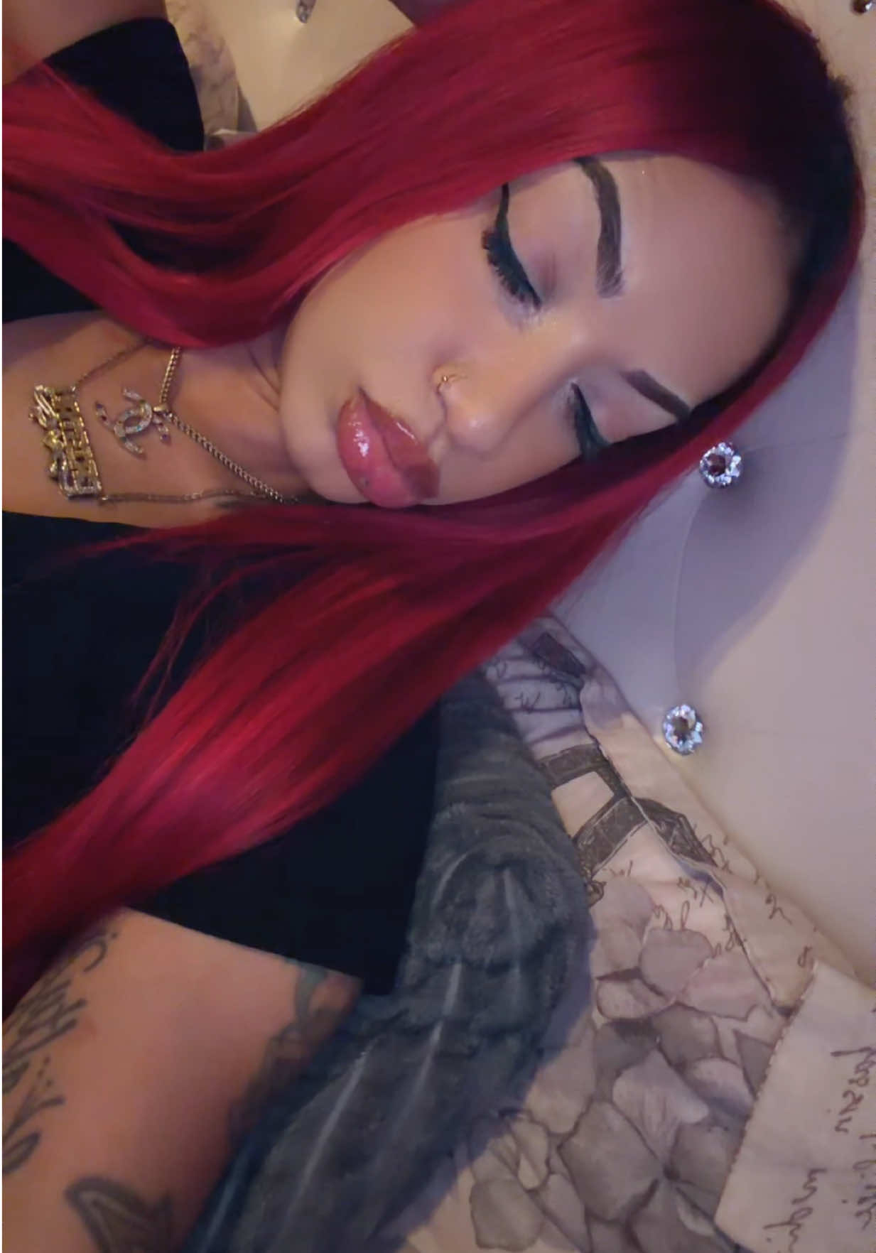 @KRYSTAL PINK ๐