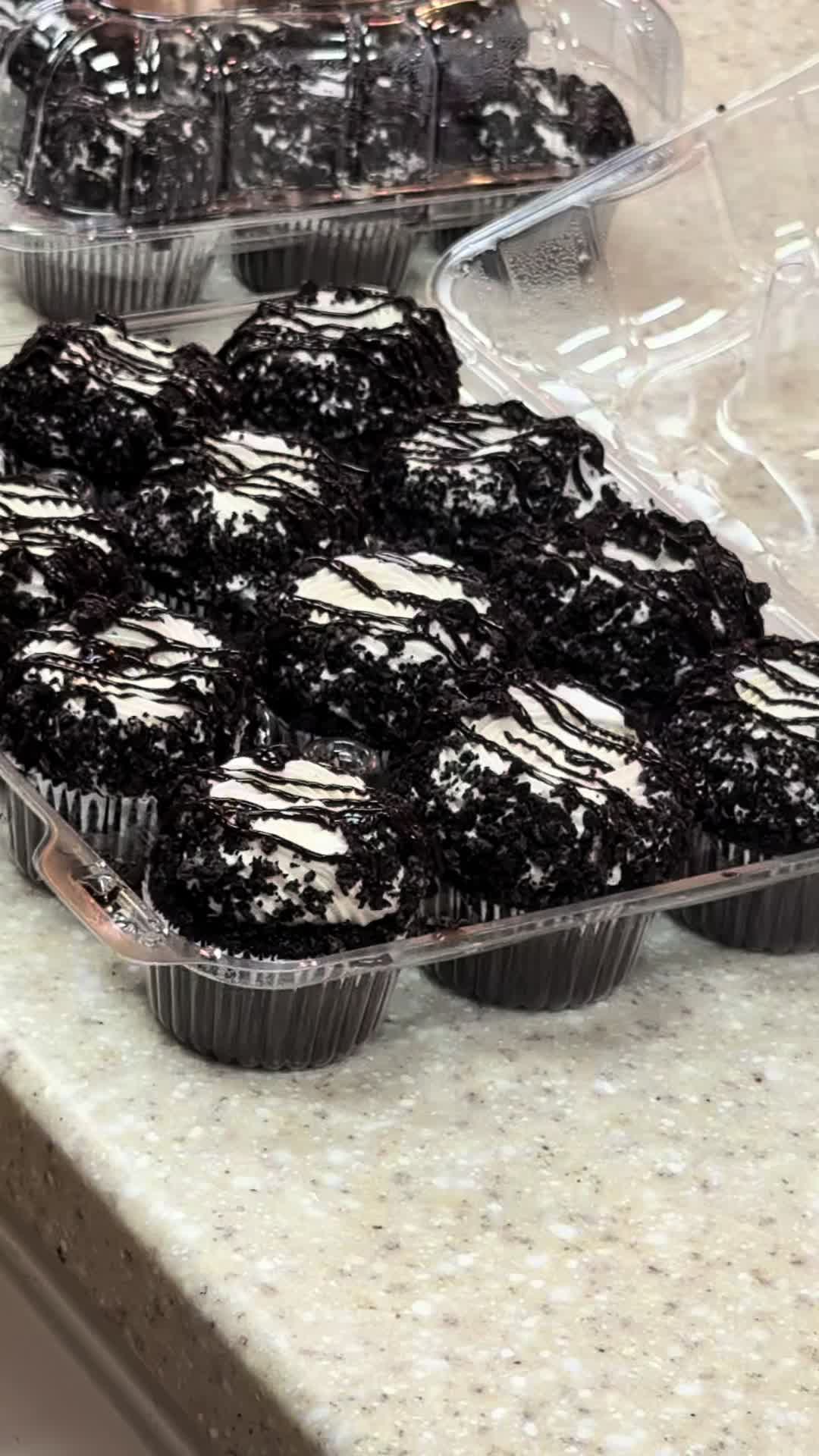 @mo.cupcakes