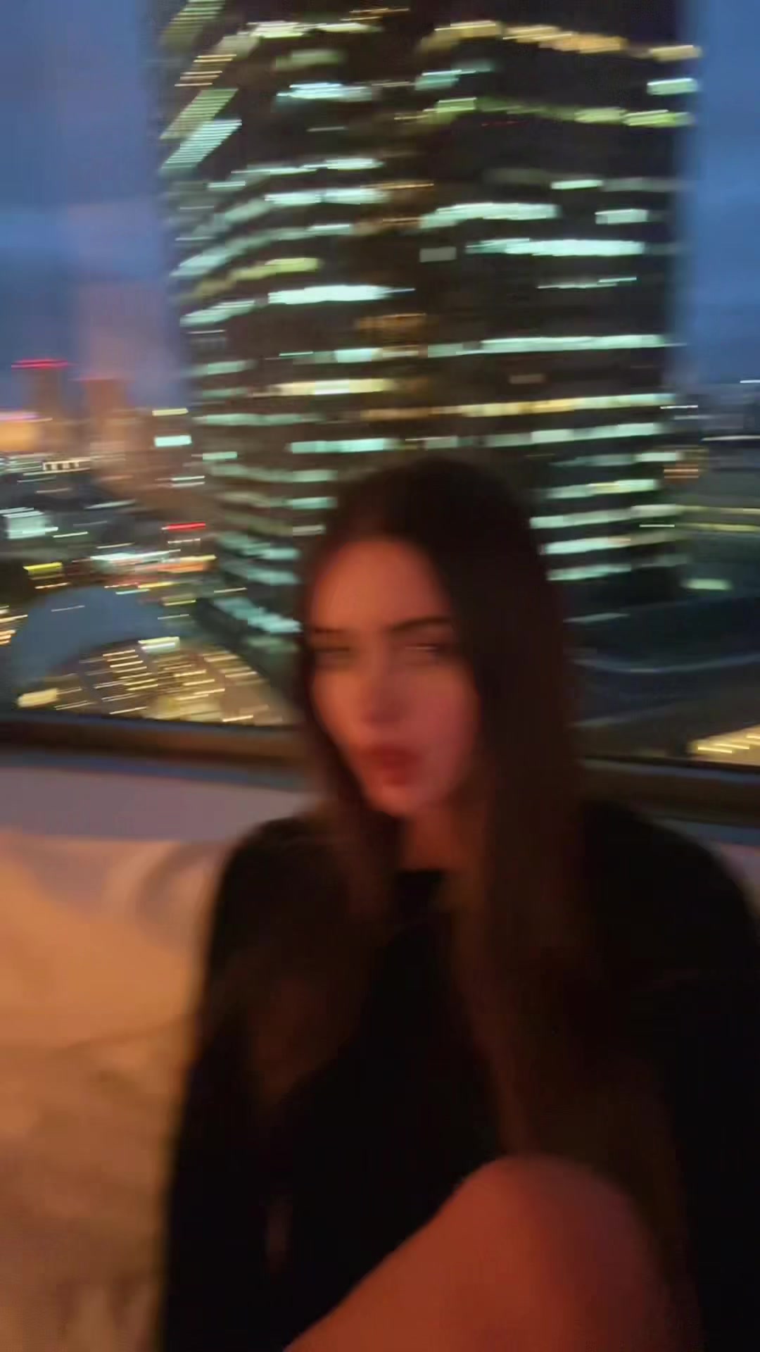 @👑
