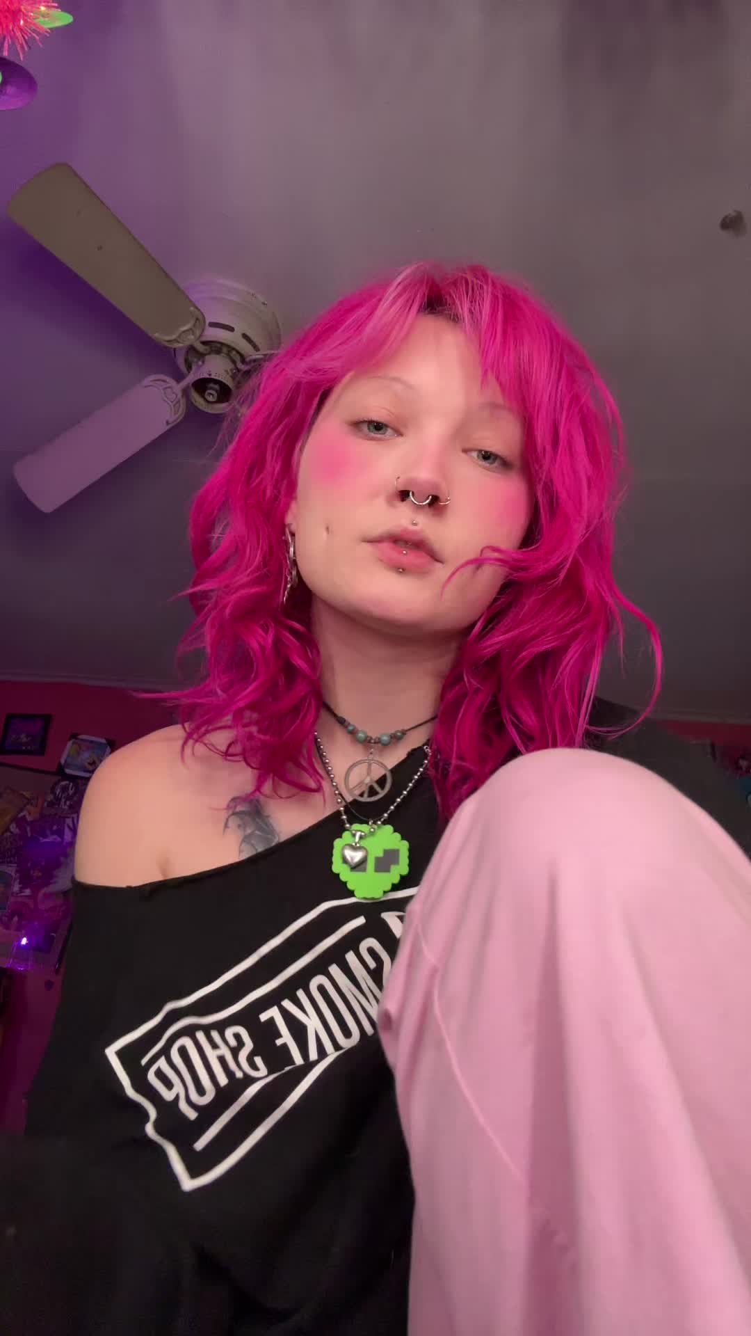 @vannah🦄👽☮️🩷