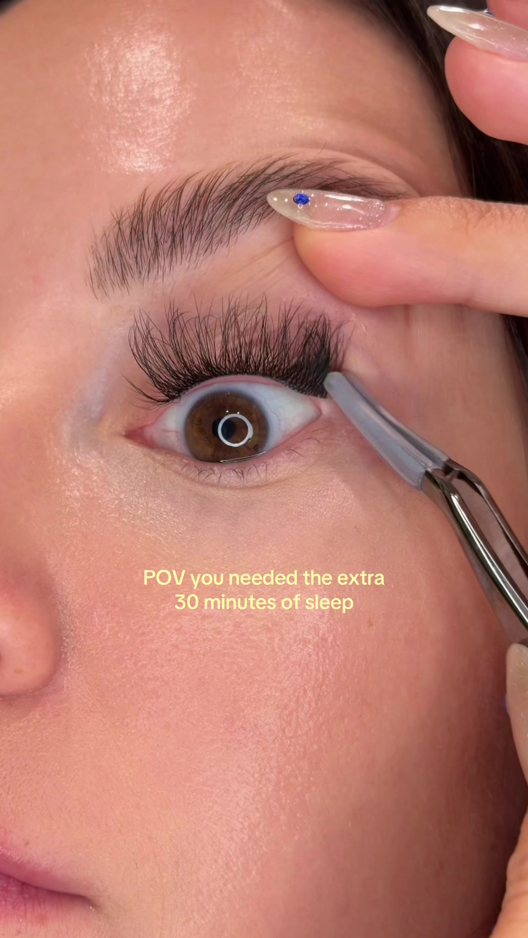@Clique Lashes And Beauty