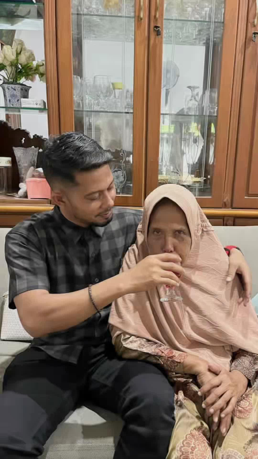 @Mirzafirdaus00
