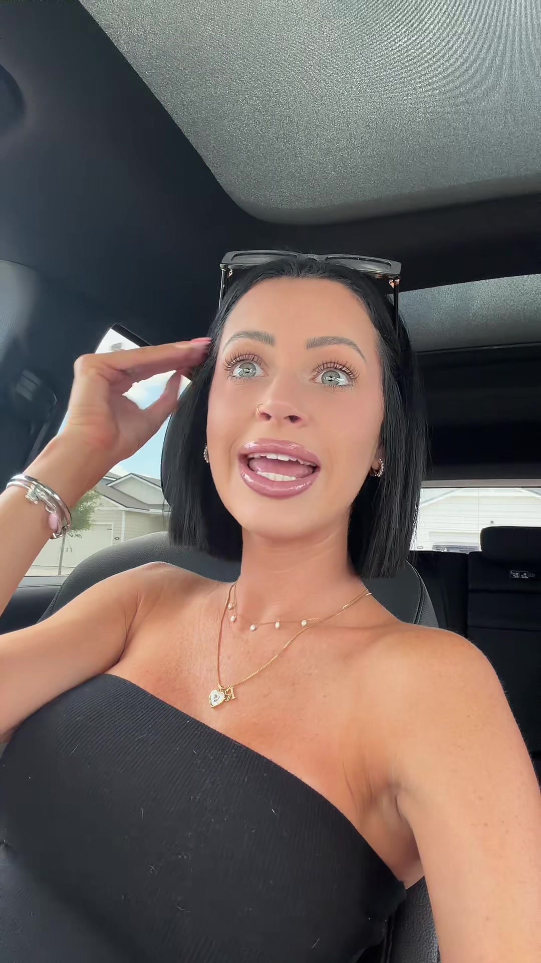 @RikkiHunt