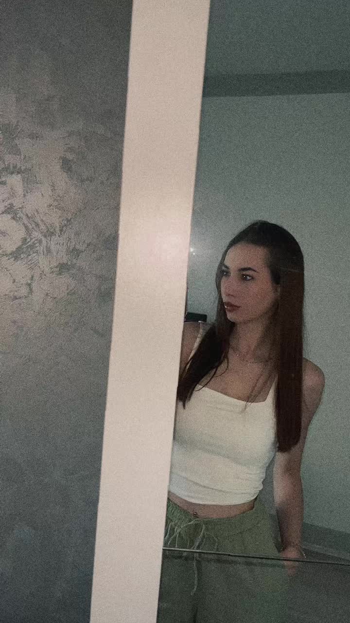 @𝓝𝓲𝓷𝓪