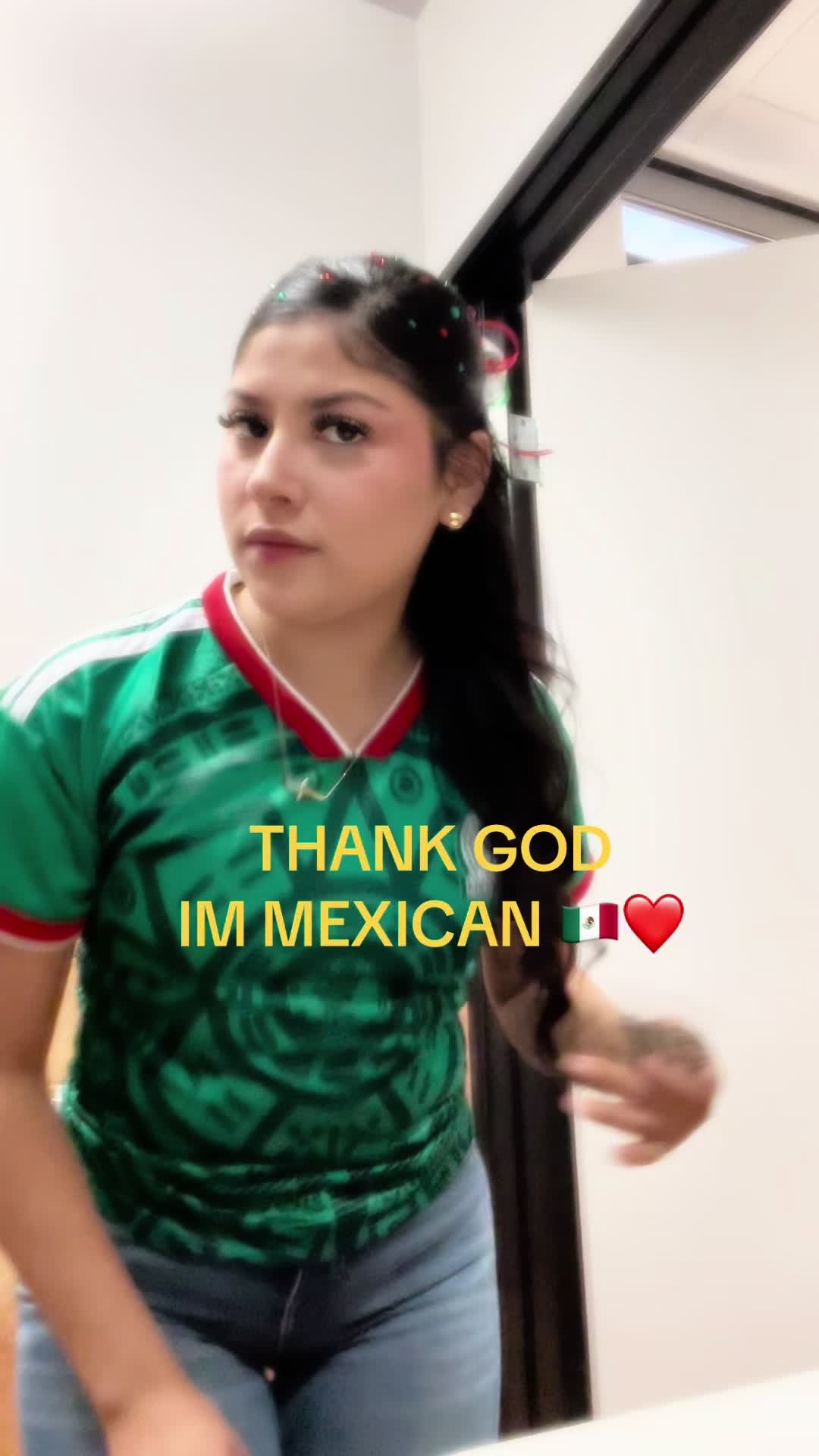@Abril Castillo