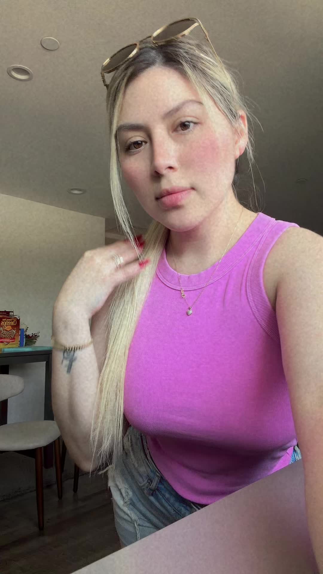 @✨ LA VALÍ 👸🏼💨