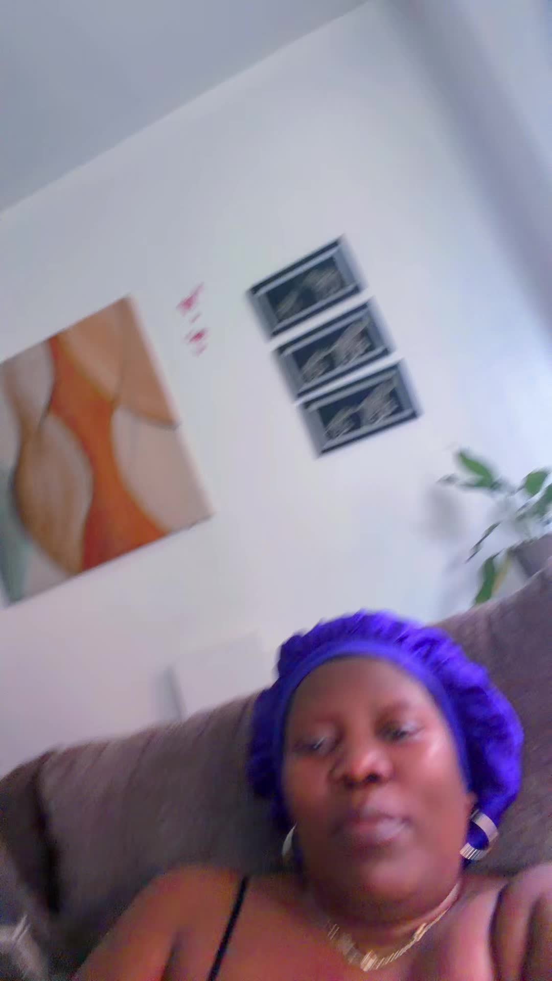 @carenquevedo