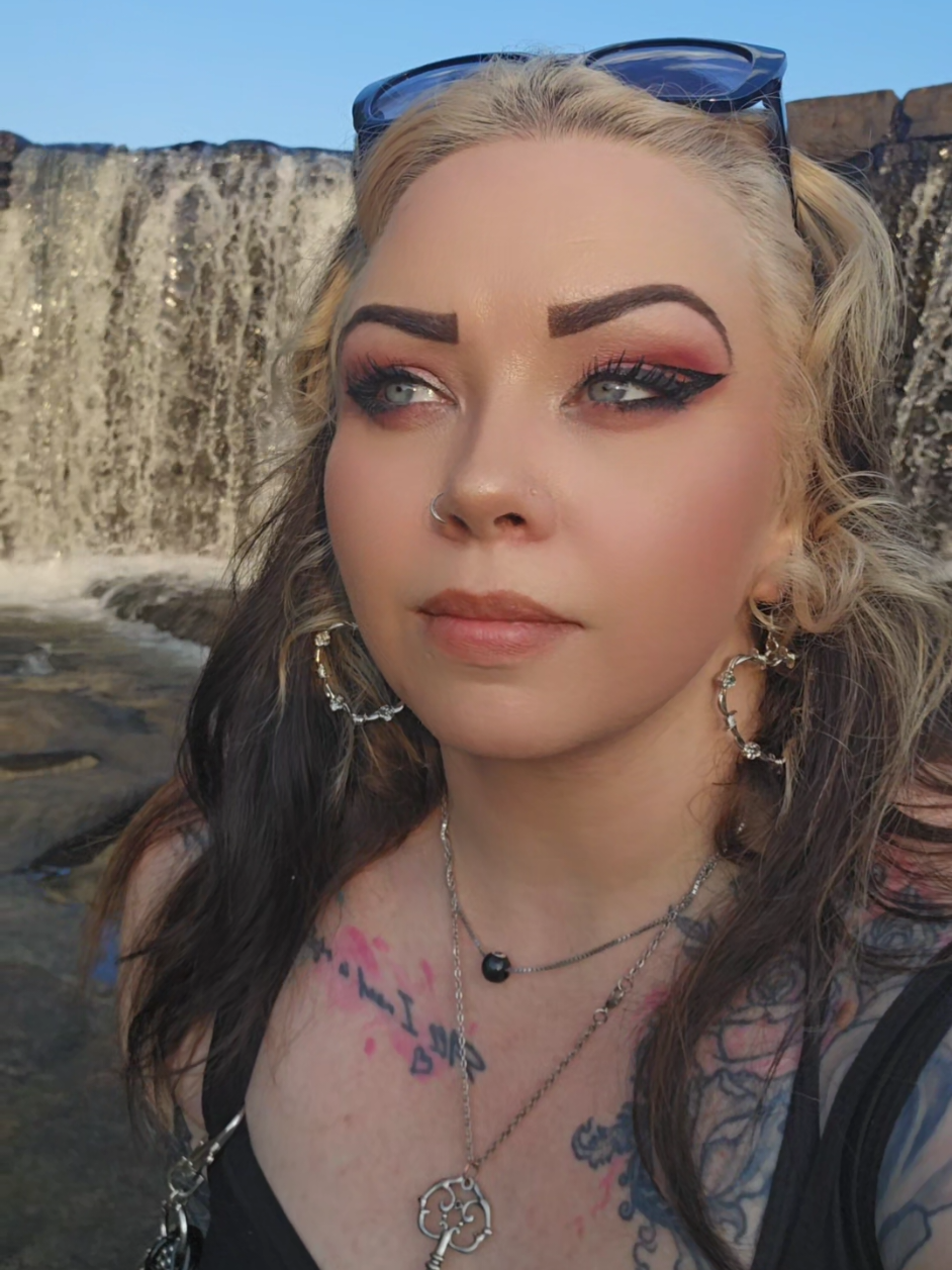 @🖤🎱HeatherLynn🎱🖤