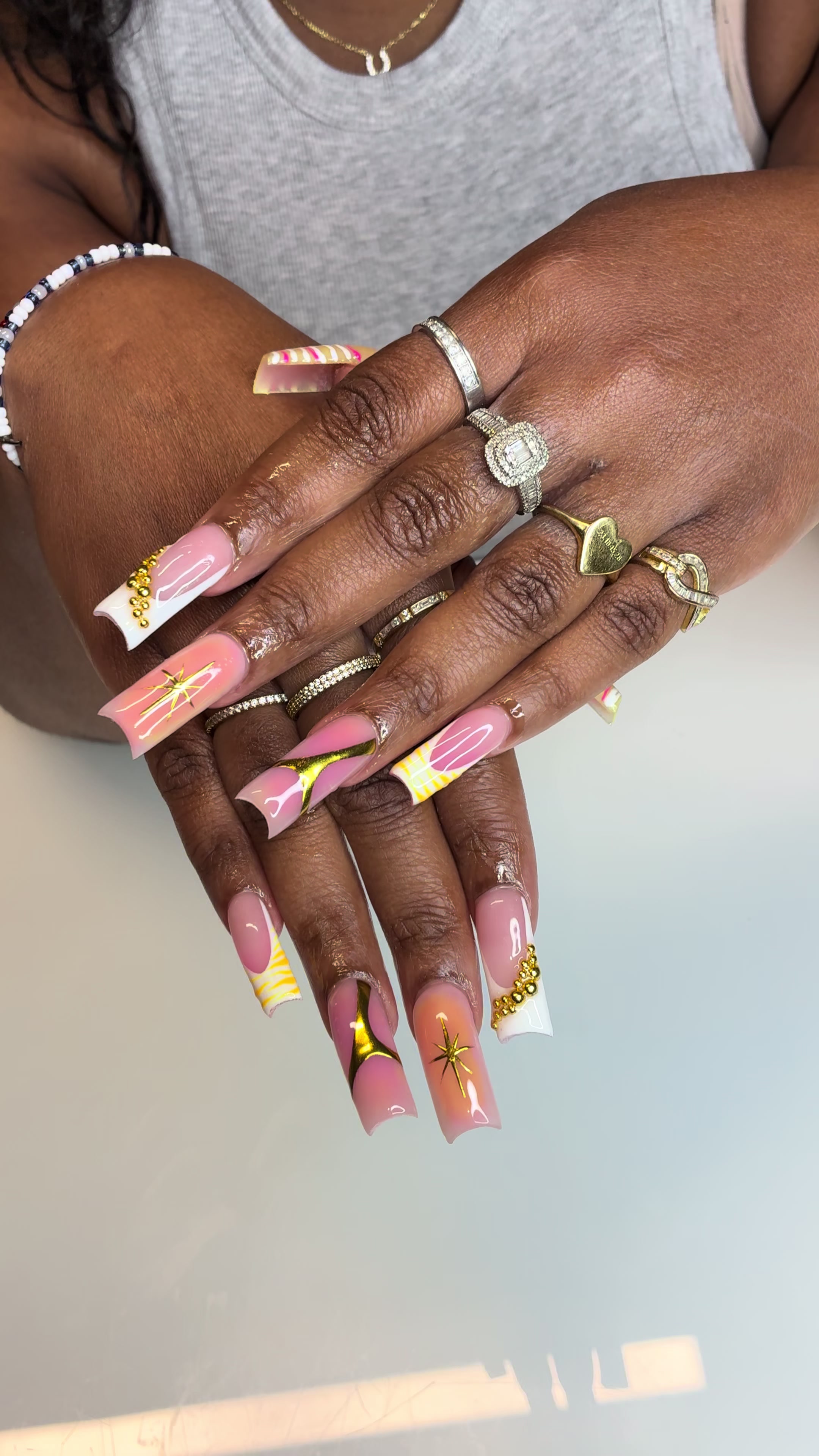 @lizthenailtexh