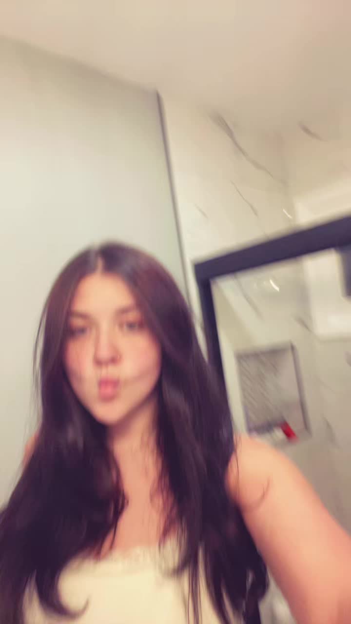 @mia avery