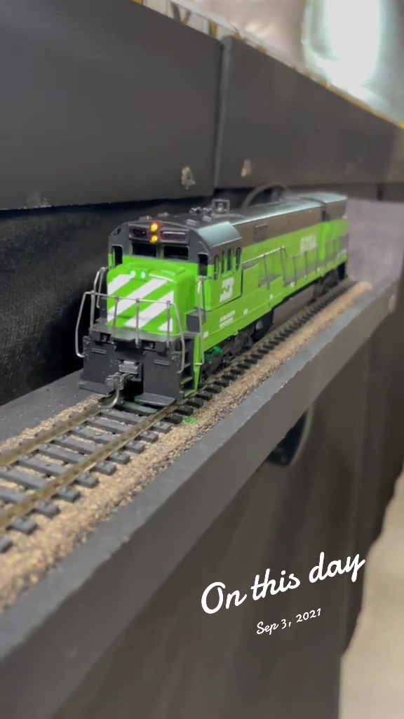 @BigBoysTrainToys