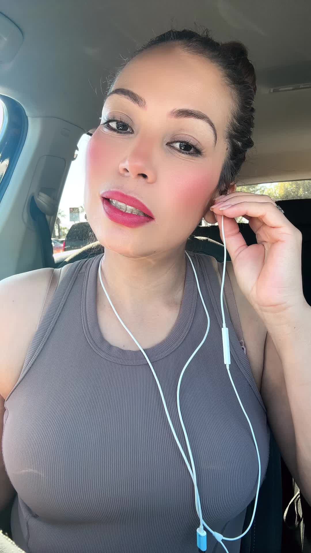 @Cynthia | Lifestyle & Finds