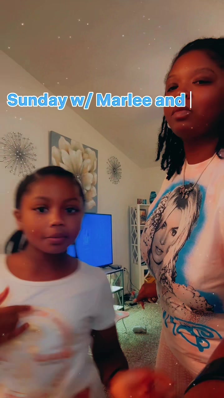 @AshleyChenyelle