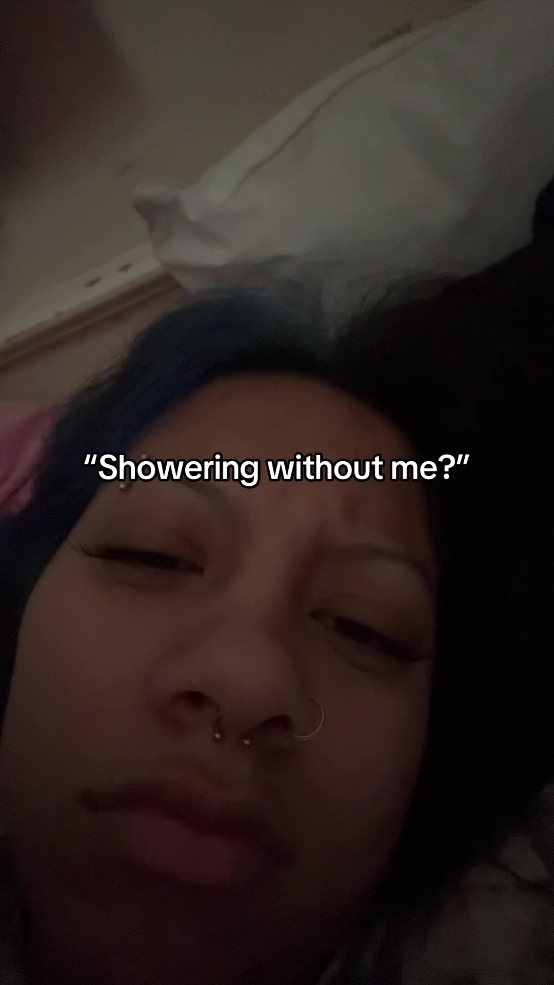 @Elly