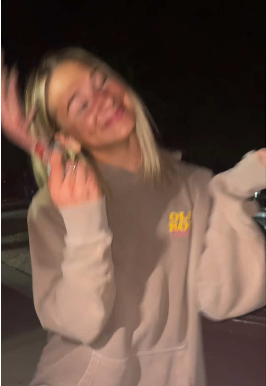 @Mo 🩷