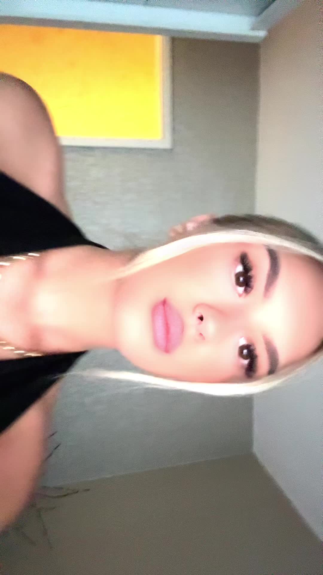 @Emma