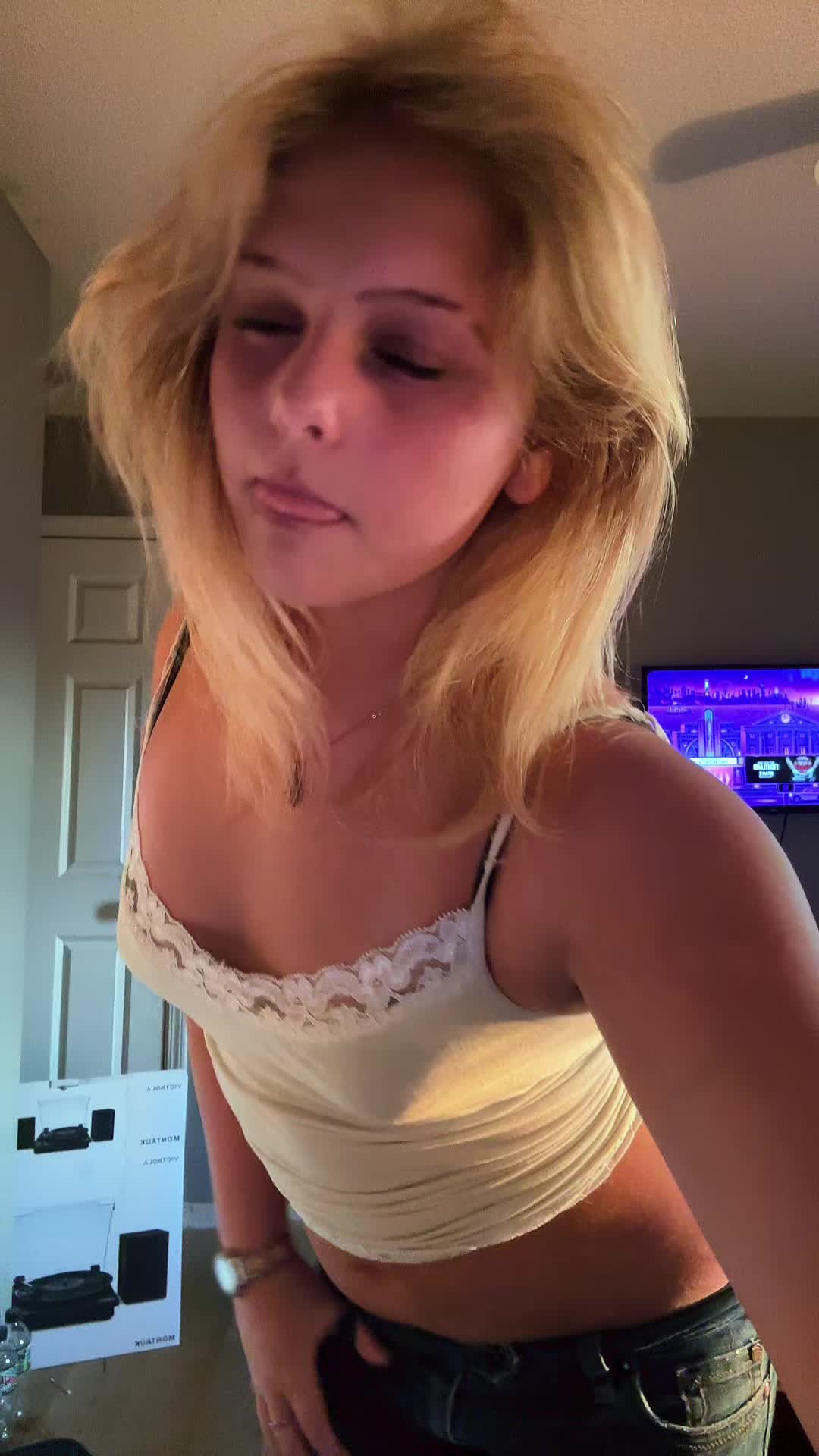 @not___avery