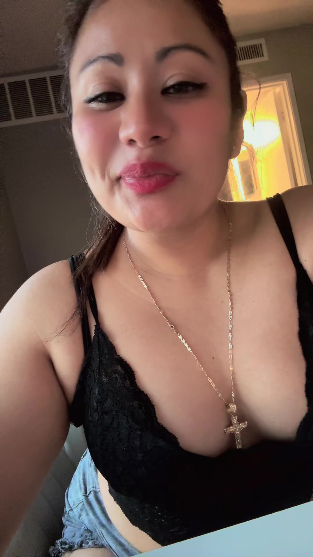 @Mireyda😈