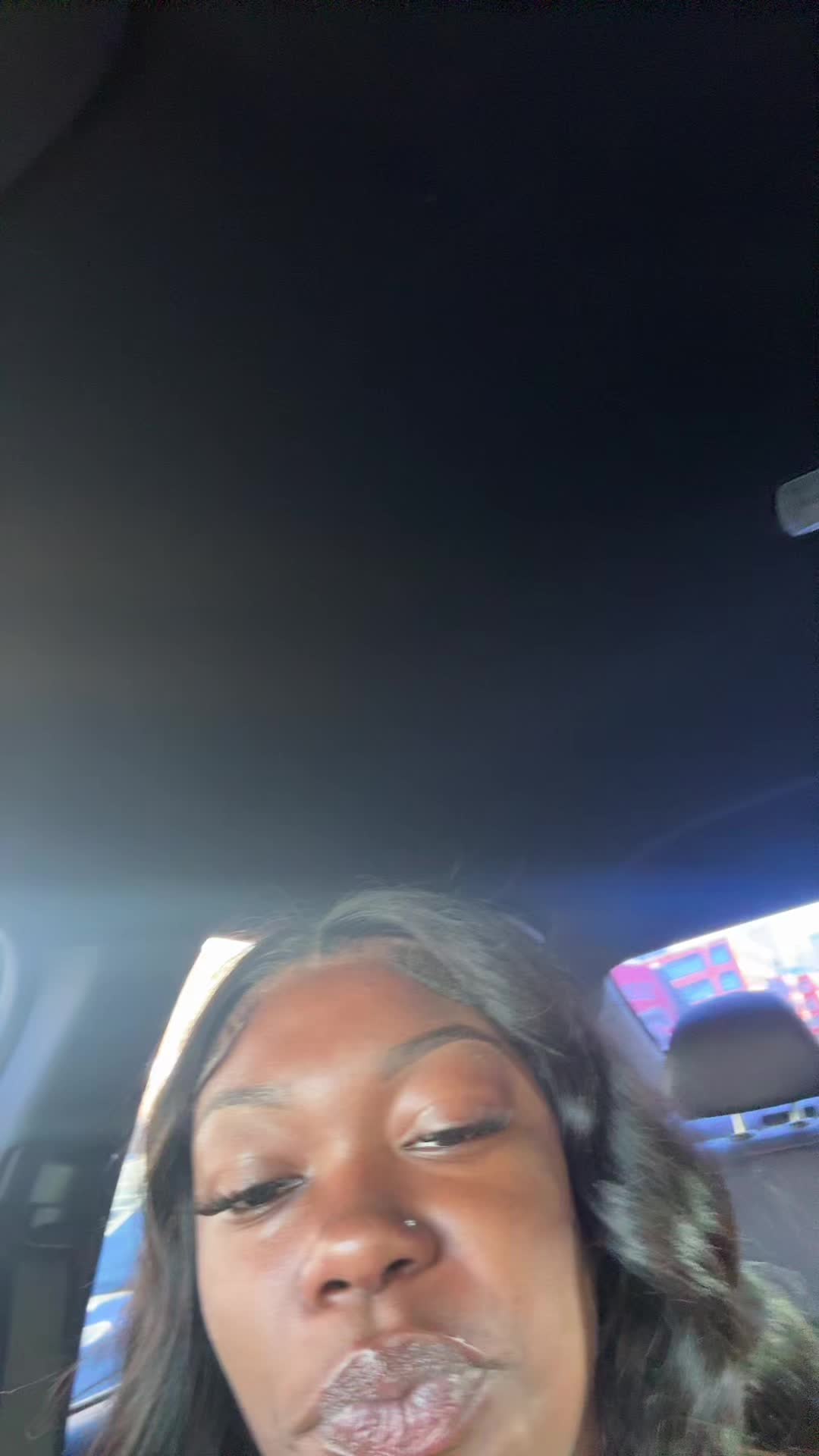 @MelaninMonroe